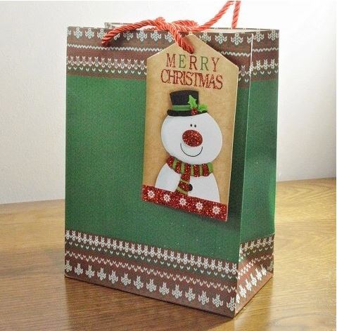 XMASGREENGIFTBAG2412 -  Medium Green Merry Christmas Gift Bags & Snowman Tag!!